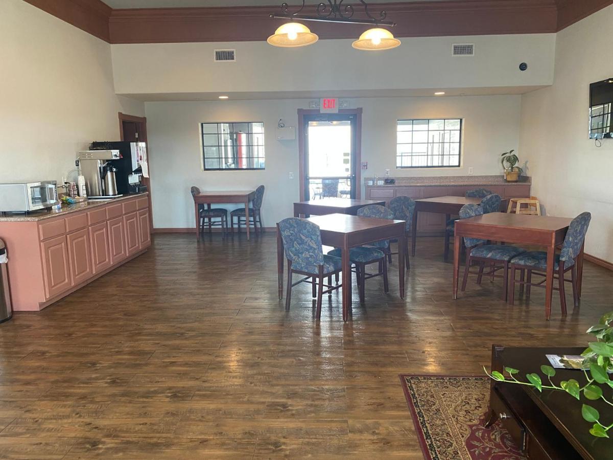 Southern Inns And Suites Now Offering Rv Spaces For Rent Yorktown Екстериор снимка