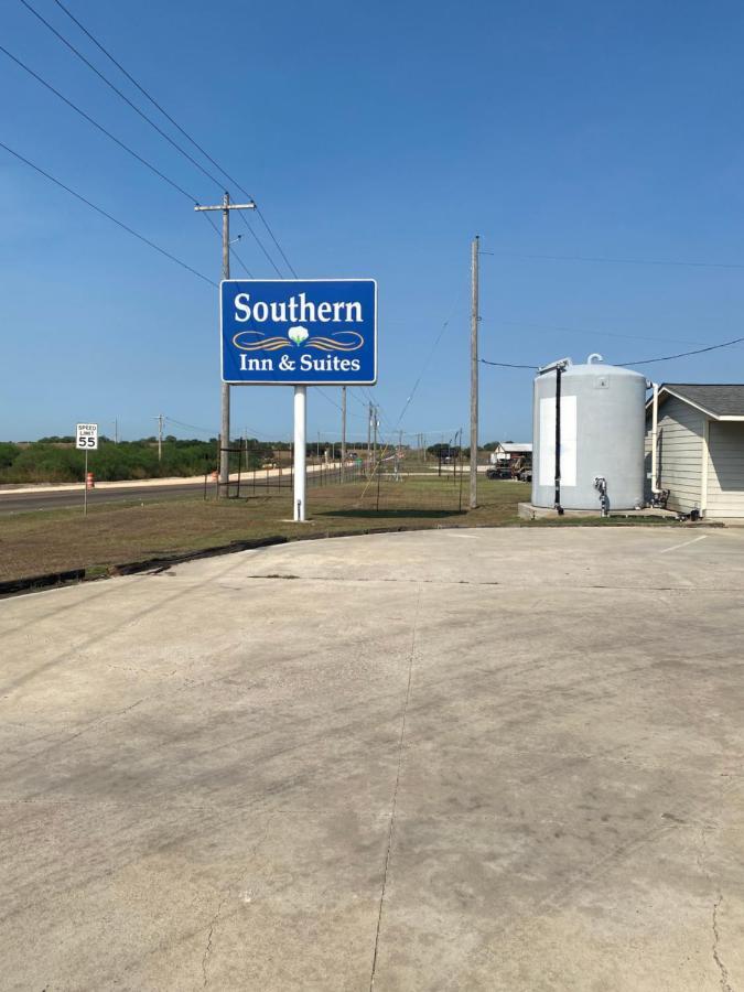 Southern Inns And Suites Now Offering Rv Spaces For Rent Yorktown Екстериор снимка